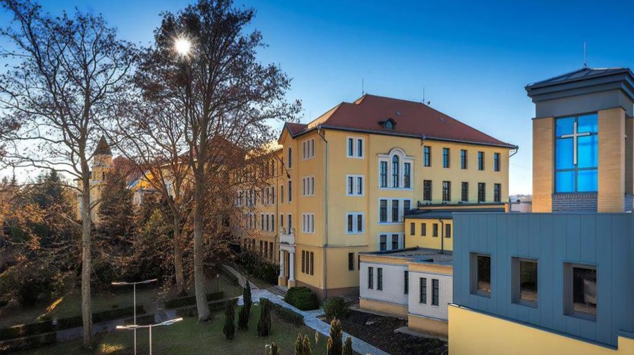 Ecole Mindszenty